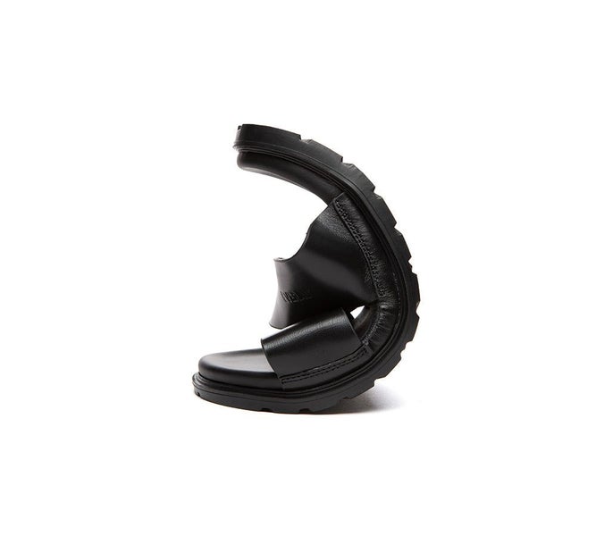 EVERAU(R) Men Leather Crossover Slip-on Ultra Soft Summer Slides Wyatt Carousel 14