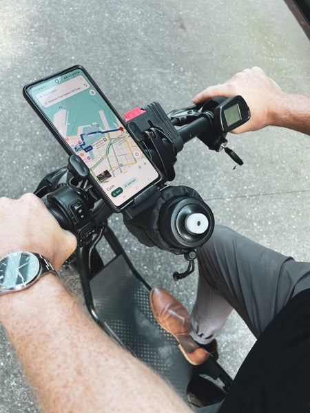 The Commuter Scooter - Long Range Seated Scooter - 22.5AH Carousel 2