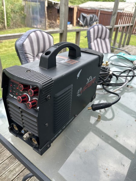 Viper tig/arc welder $1 Reserve64551383444866113