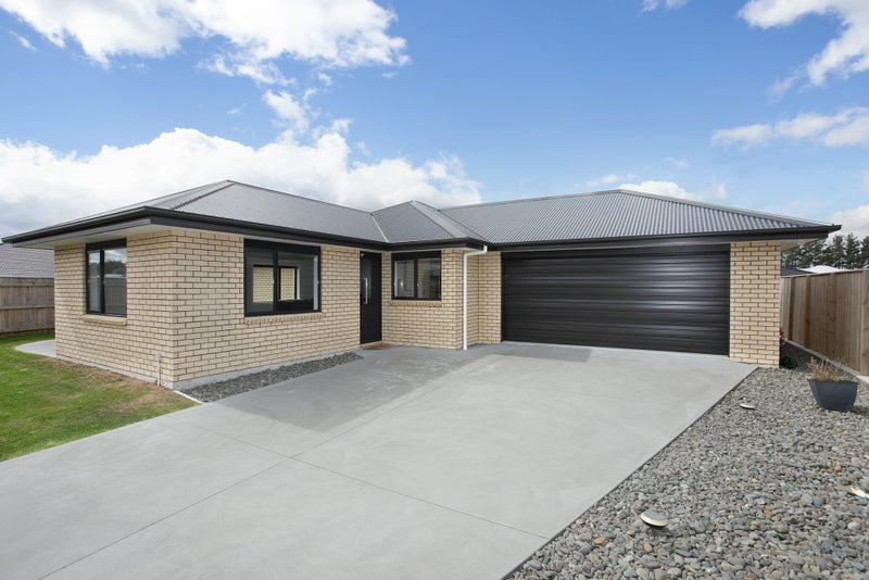 Marton, 3 bedrooms64551868851201110