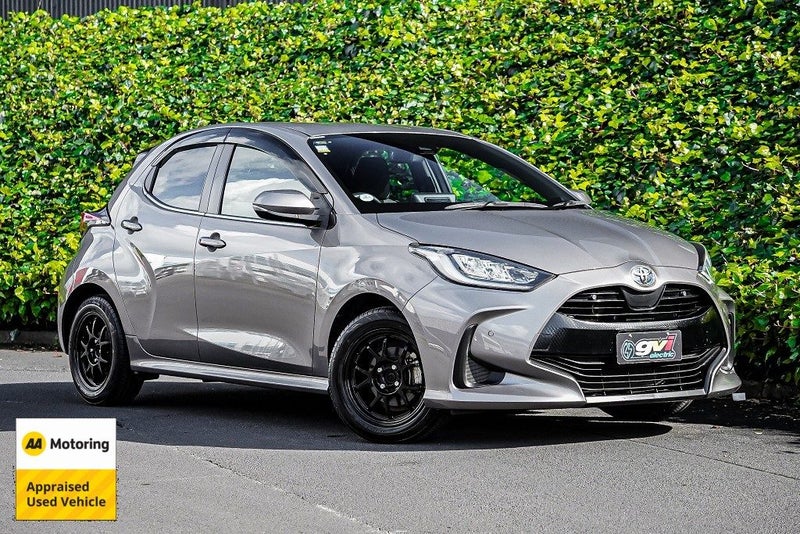 2020 Toyota Yaris Hybrid Z EV Mode / Cruise / T...64663315821059110