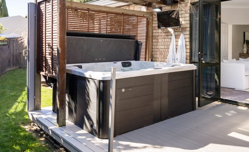 Bargain Alpine Spa! Low Researve, Sold the house so must go by 15th December64552212867969111