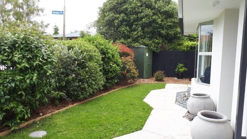 Somerfield, 2 bedrooms64552169895681111