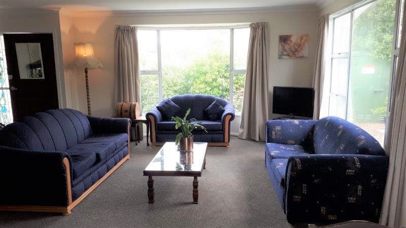 Somerfield, 2 bedrooms64552169895681113