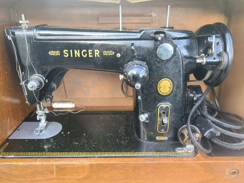 Antique Singer Sewing Machine Carousel 2