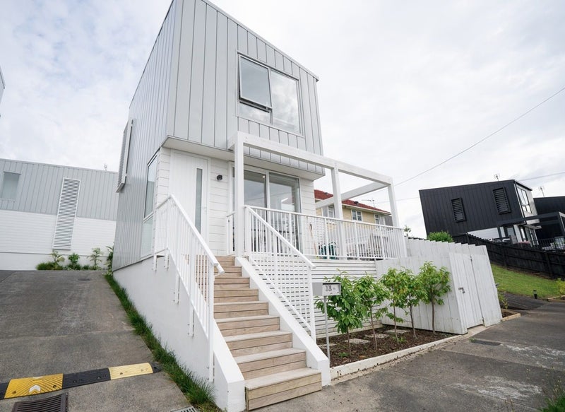 Glen Innes, 1 bedroom64553263721218110