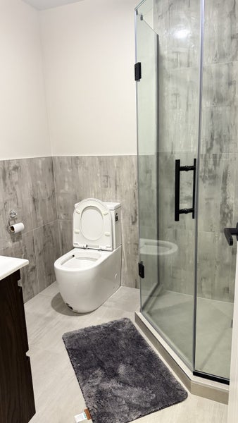 Epsom, 4 bedrooms64557410596994112