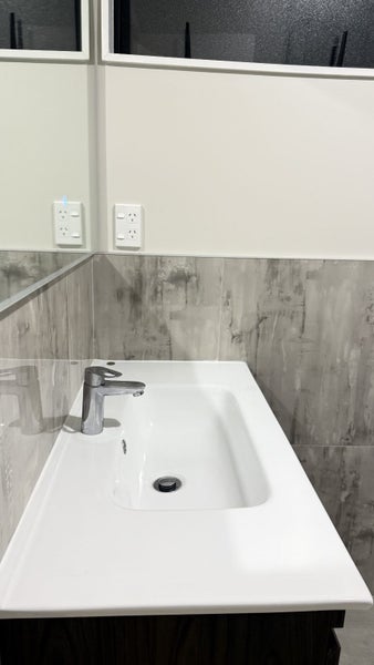 Epsom, 4 bedrooms64557410596994113