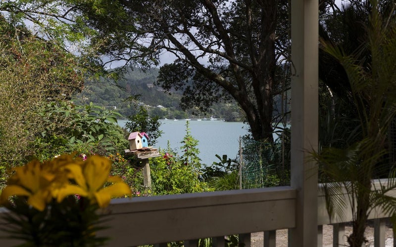ELM COTTAGE – A WHANGAROA TREASURE64557273009025110