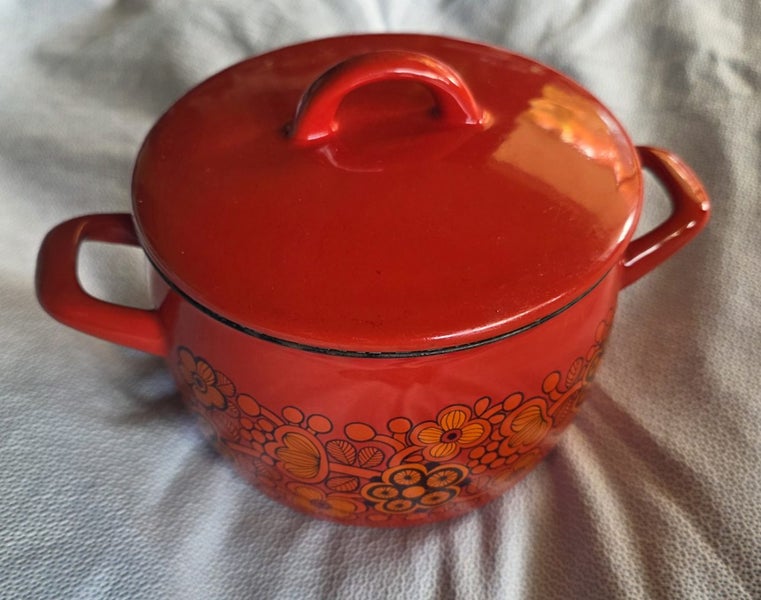 Vintage Arabia/Finel type orange floral enamel pot with lid – approx 18 cm 2.5lt Carousel 1