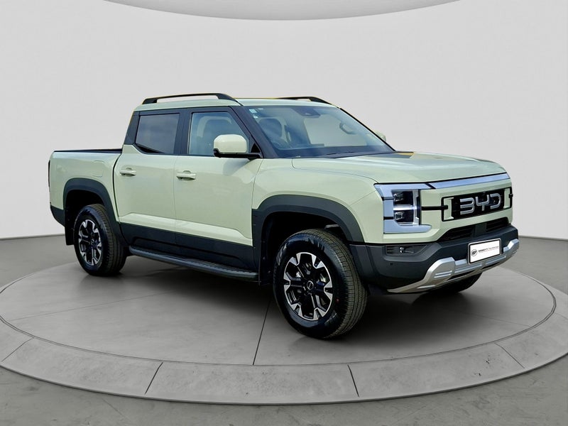 2025 BYD Shark 6 4WD PHEV UTE64557954388737110