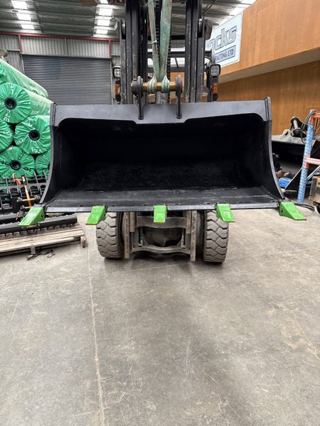 Bulk buckets64558176010755110