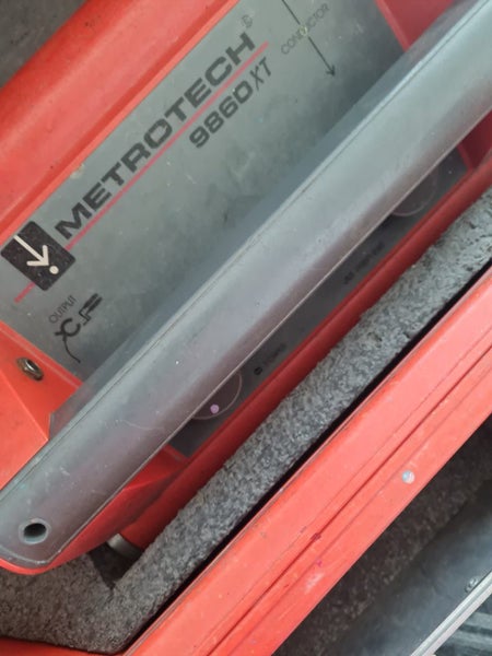 Metrotech cable locator Carousel 2