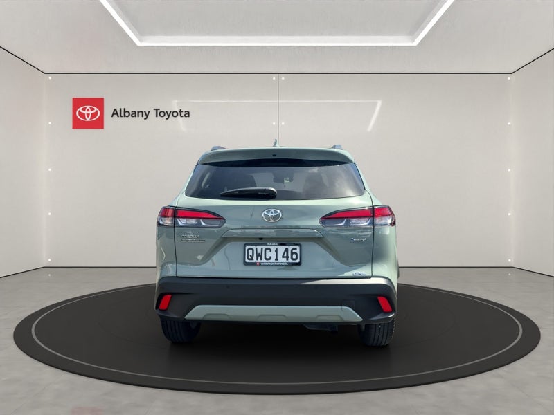 2024 Toyota Corolla Cross GXL 2.0P HEV ECVT FWD...64714336779009114