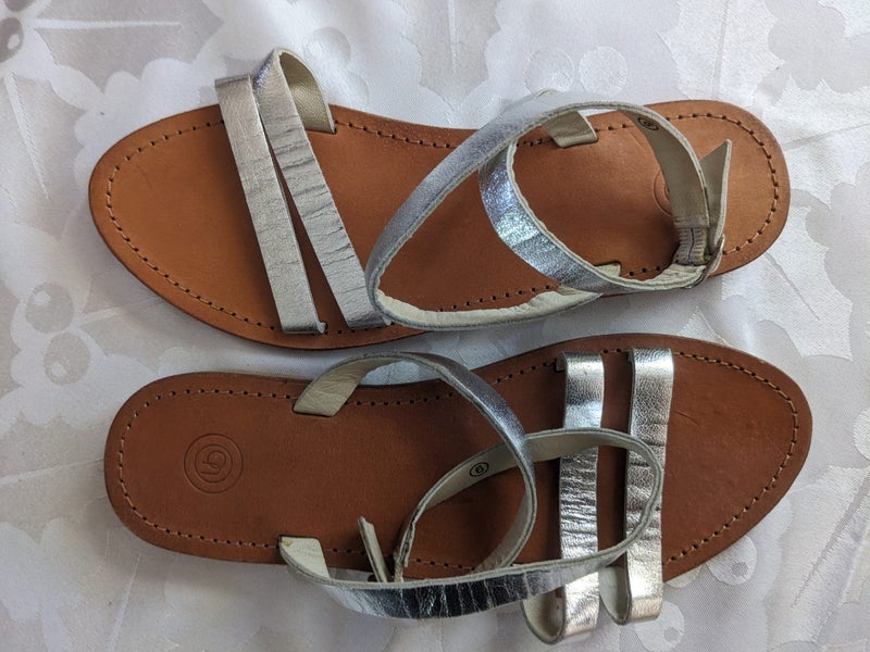 Genuine leather beautiful sandals size 6 brand new Carousel 1