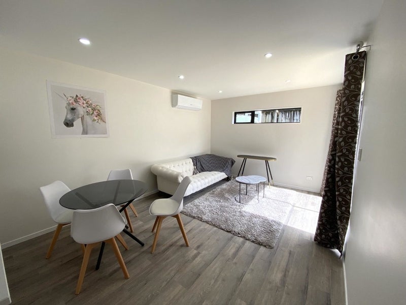 Manurewa, 3 bedrooms64560156774402110