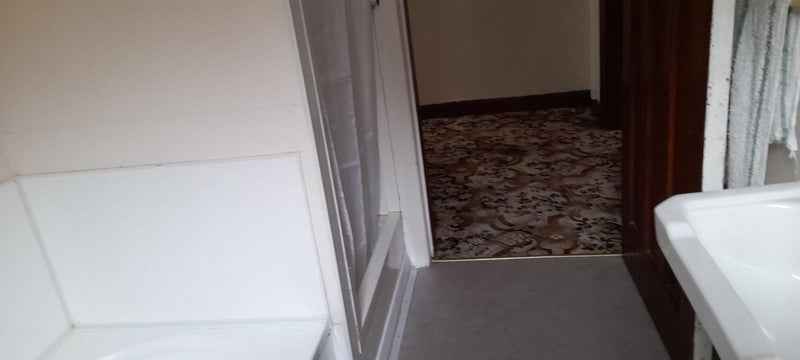 Toi Toi, 3 bedrooms64560352822914113