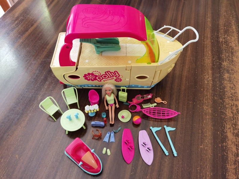 Polly pocket party boat play set Carousel 1