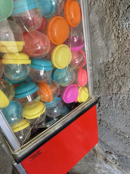 ORIGINAL VICTOR VENDING MACHINE Carousel 5