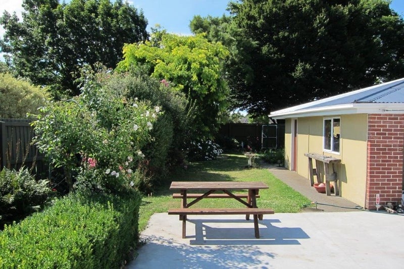 Upper Riccarton, 5 bedrooms64560894835586111