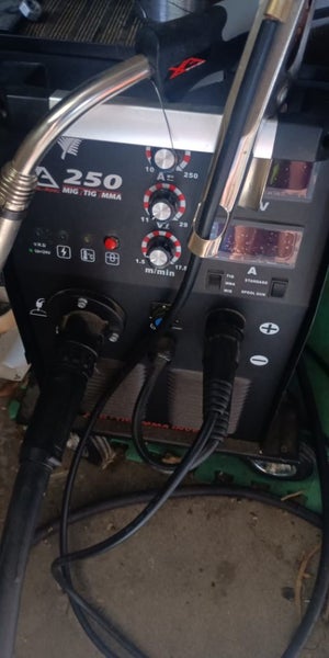 Excel Arc XA250 Mig/Tig/Stick welder64560972356993111