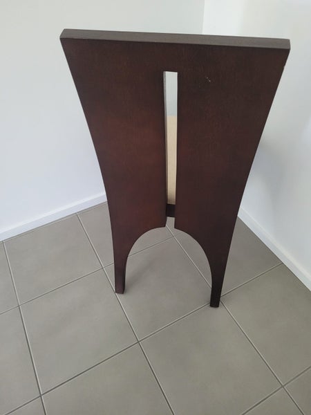 Extendable dining table with 8 chairs64561199941889114