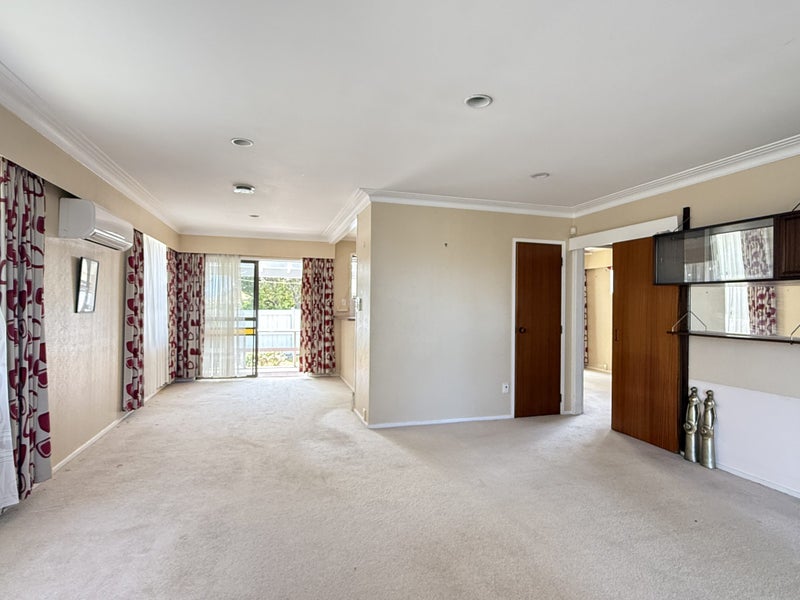 Mount Roskill, 2 bedrooms64561552000257113
