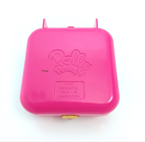 Polly Pocket Princess Castle Compact 2018 Carousel 2