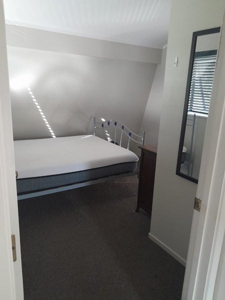 Birkenhead, 3 bedrooms64562887023746112