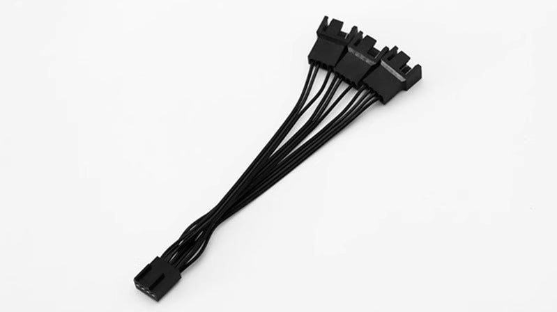 4-Pin PWM Fan Splitter Cable - 1 to 3 Extension (15cm) Carousel 3