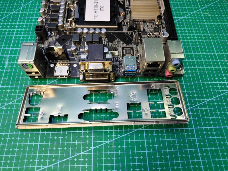 ASUS H110 ITX Motherboard LGA 1151 Intel 6Gen 7Gen / B150 Z170 B250 Carousel 2