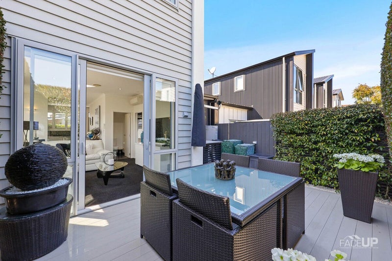 Hobsonville, 2 bedrooms64563458630531114