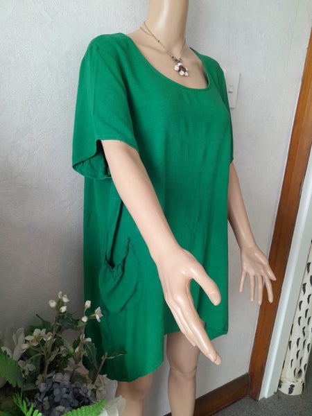 ** K&K** Gorgeous green dress/tunic- SIZE XL Carousel 2