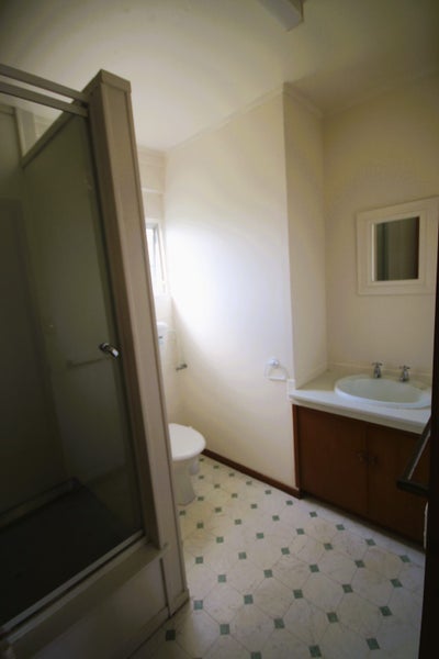 Birkenhead, 1 bedroom64564482556035113