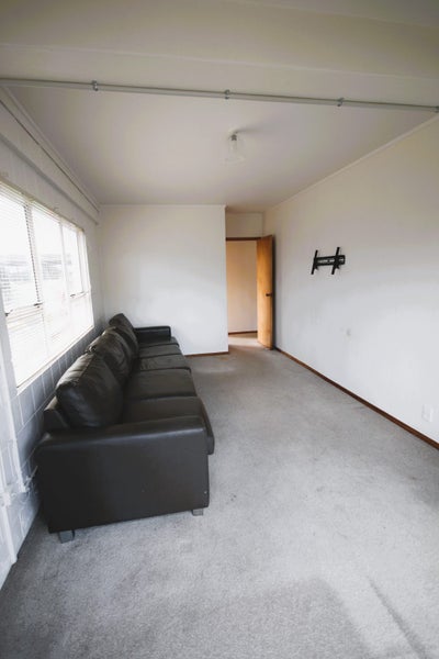 Birkenhead, 1 bedroom64564482556035110