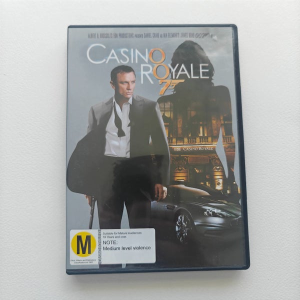007: Casino Royale - DVD Carousel 1