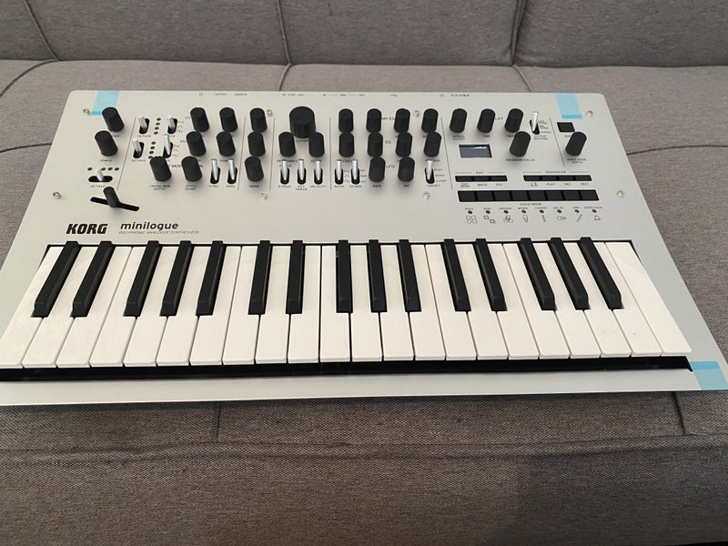 BRAND NEW Korg Minilogue Polyphonic Analog Synthesizer Carousel 1
