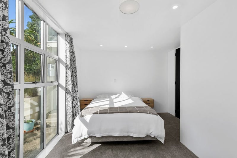 Kelburn, 3 bedrooms64570633774211111