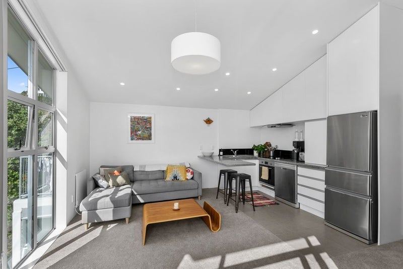 Kelburn, 3 bedrooms64570633774211113