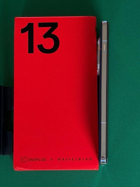 Pristine OnePlus 13 – 512GB Top Tier Model – Ocean Blue Bundle + warranty64571278307075112