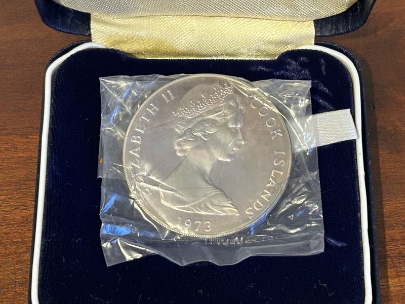 Cook Islands - 1973 - $2 - Silver Proof Coin - Anniversary Of The Coronation Carousel 2