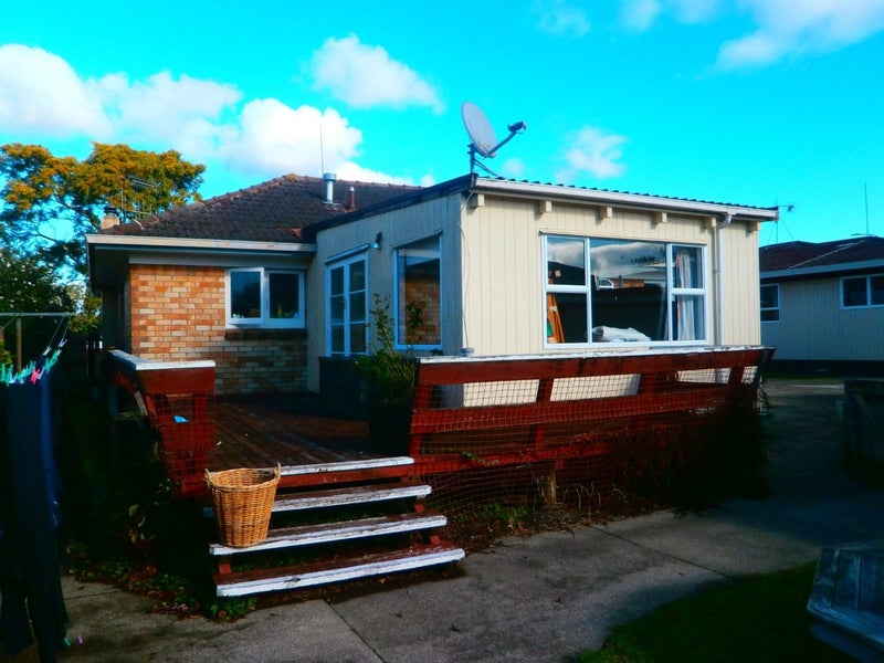 Whakatane, 3 bedrooms64572842503938111