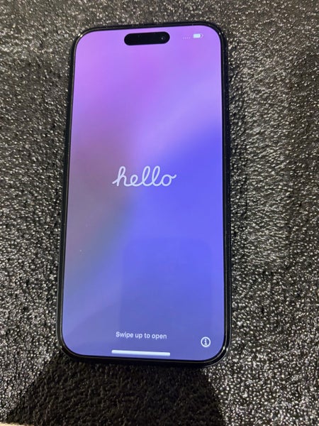 iPhone 16 128GB Fantastic condition w/Apple Care Warranty64572875559426110