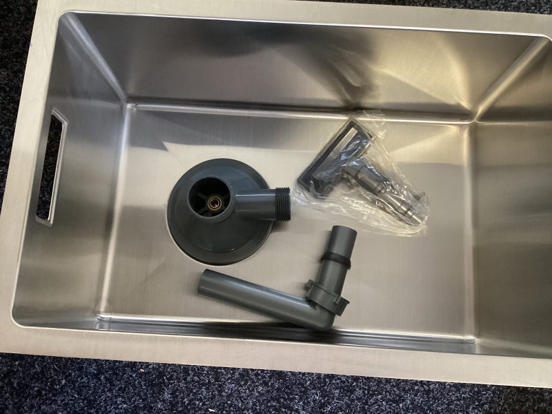 ROBIQ - HIGH END NZ BASED: STAINLESS STEEL KITCHEN SINK: 250-10 Carousel 1