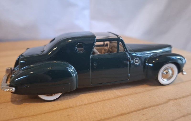 Brooklin BRK X2 1946 Lincoln Continental (1996) Limited Edition Carousel 7