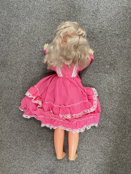 Vintage Doll – Regal Toy LTD (Canada) Carousel 3