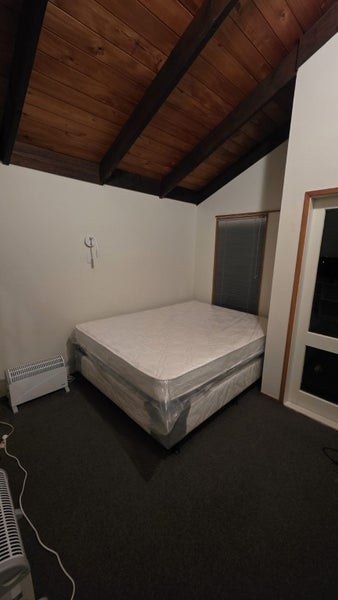 Manukau, 3 bedrooms64575369585153110