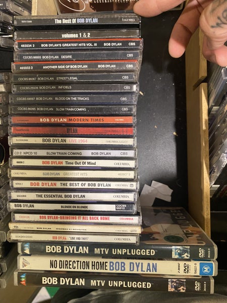 * bulk buy x 22 BOB DYLAN CDS & DVDS ** Carousel 1