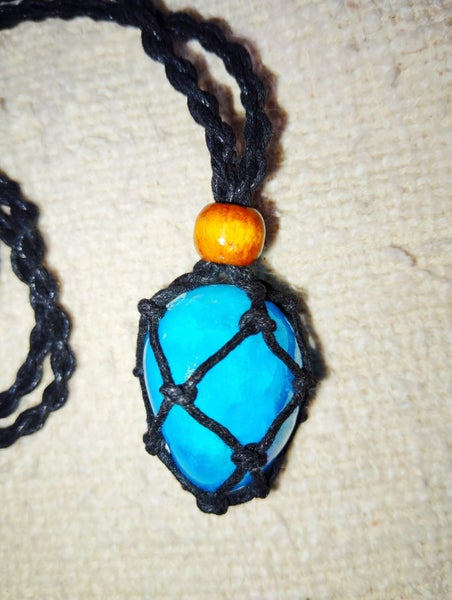 AQUA AURA QUARTZ Macrame Necklace Carousel 1