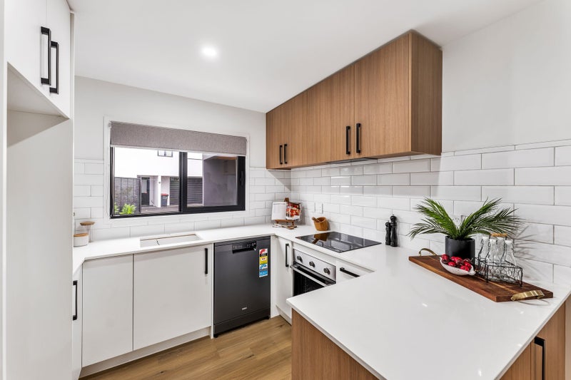 Renovated Brilliance in a Standout Spot64579615288451112